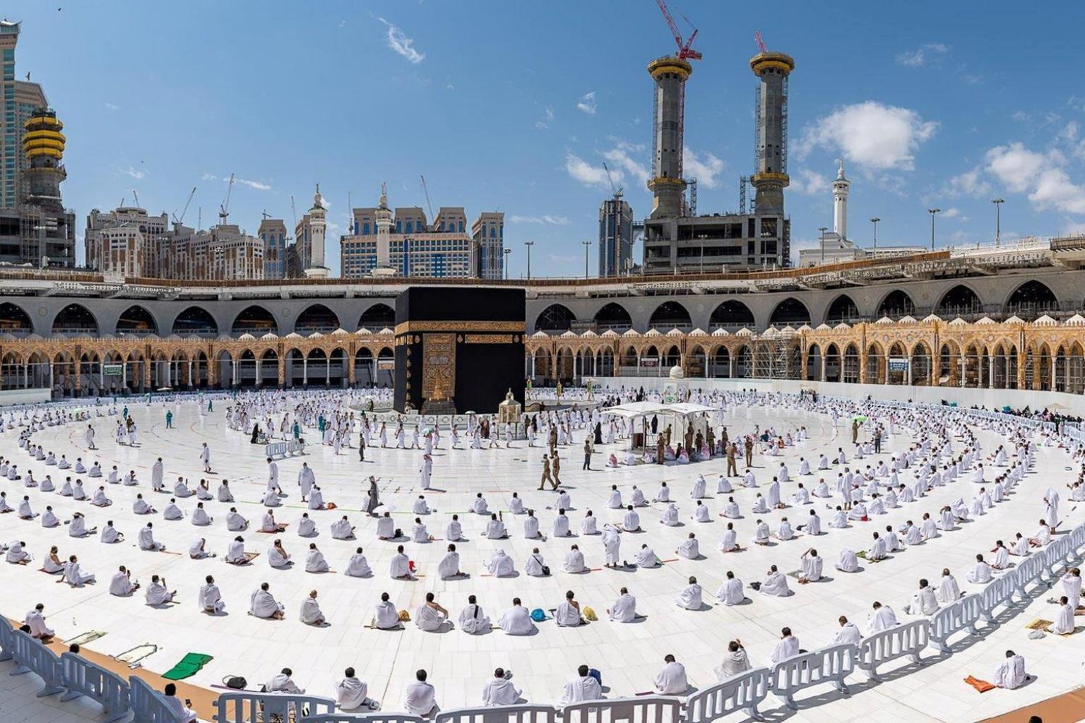 Luxury Umrah Packages from Manchester